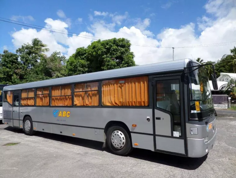 Réservation bus de 59 places avec chauffeur pour séminaire à la Réunion, Saint-Denis, Allon Bat Carré